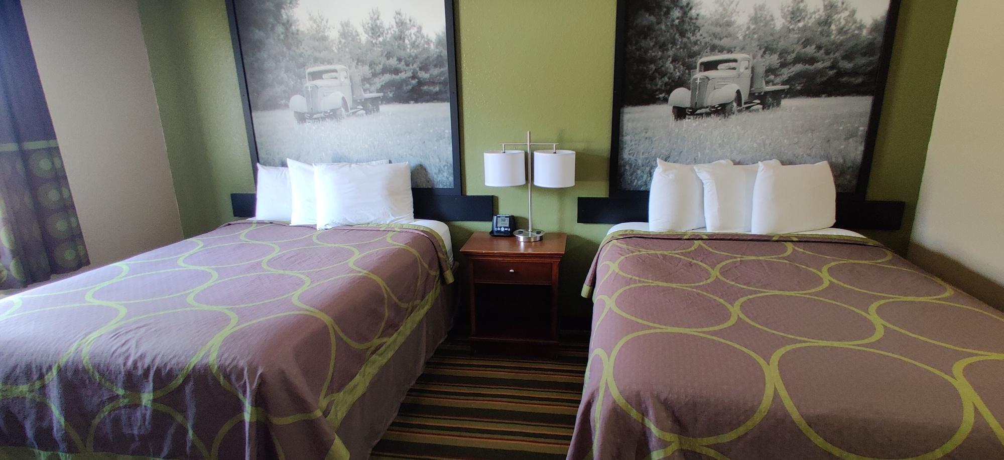 Super 8 By Wyndham Champaign Motel Ngoại thất bức ảnh