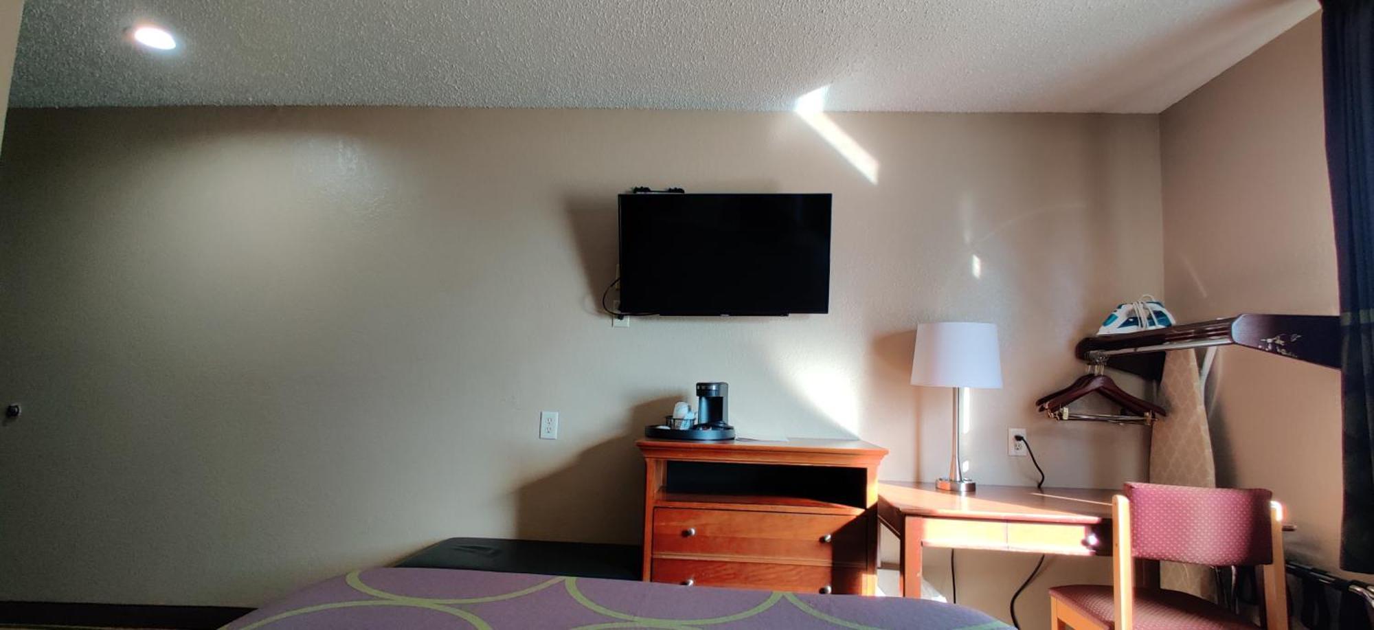 Super 8 By Wyndham Champaign Motel Phòng bức ảnh