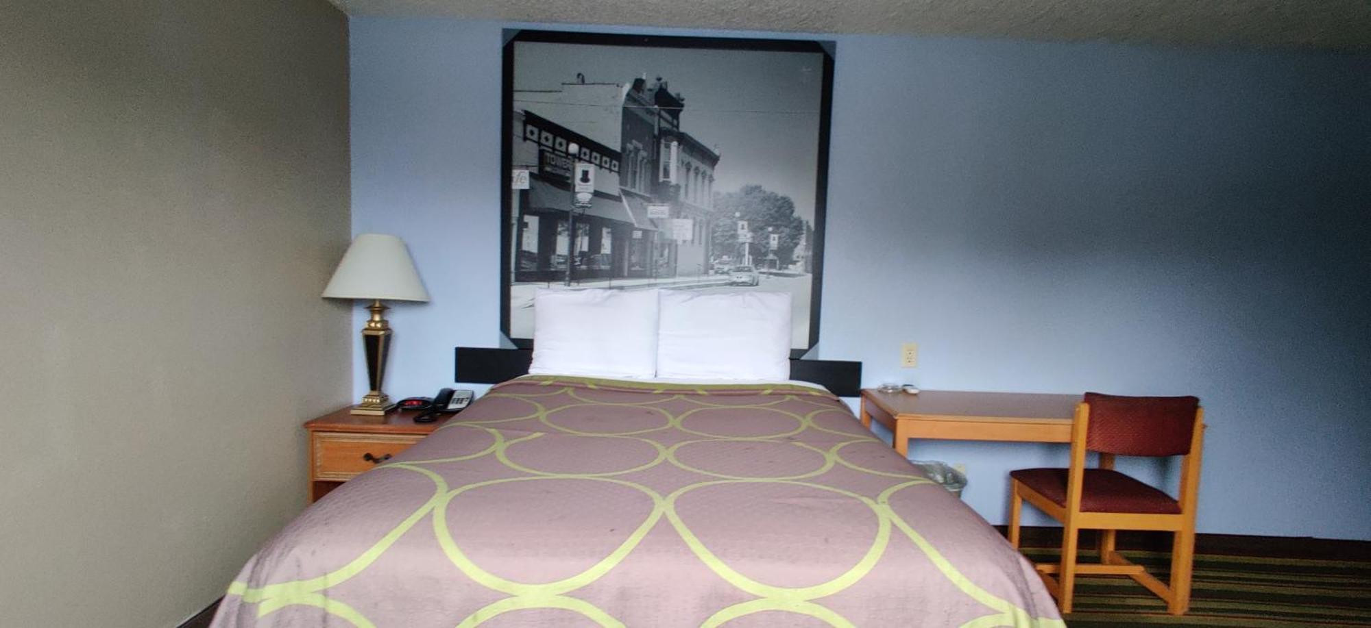 Super 8 By Wyndham Champaign Motel Phòng bức ảnh